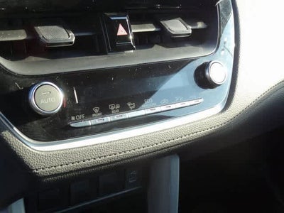 2025 Toyota Corolla Cross LE