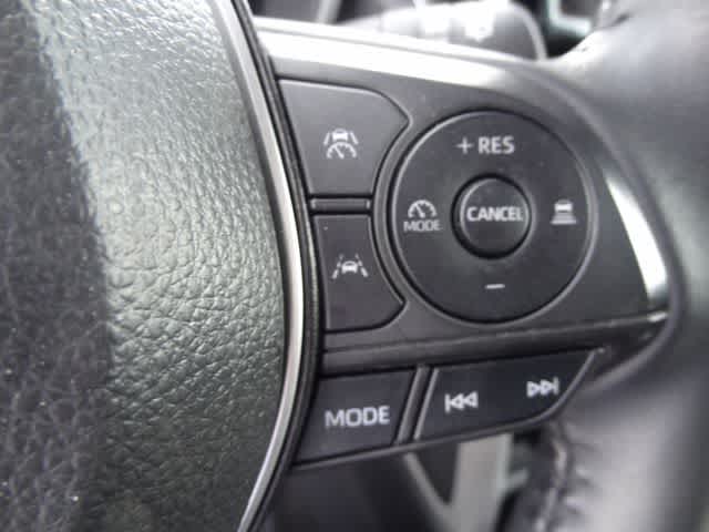 2025 Toyota Corolla Cross XLE