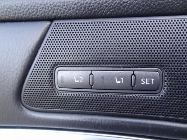 2018 INFINITI Q70L 3.7 LUXE