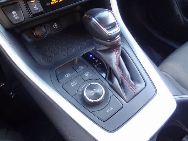 2024 Toyota RAV4 Prime SE