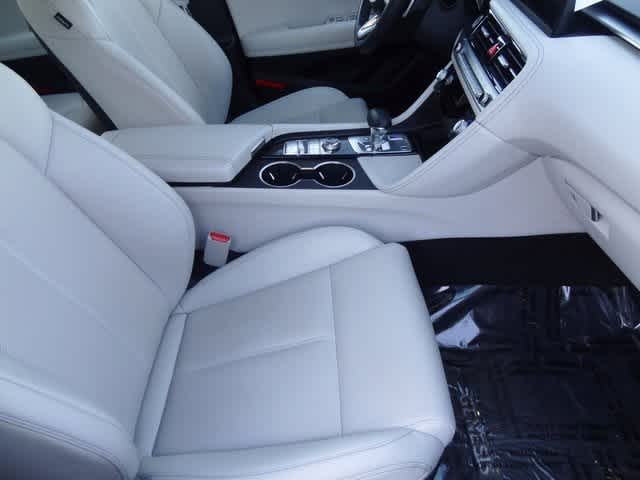 2024 Genesis G70 2.5T