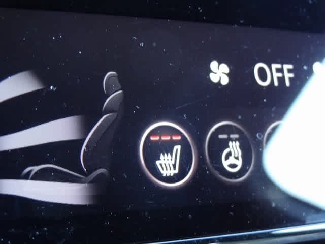 2024 Genesis G70 2.5T