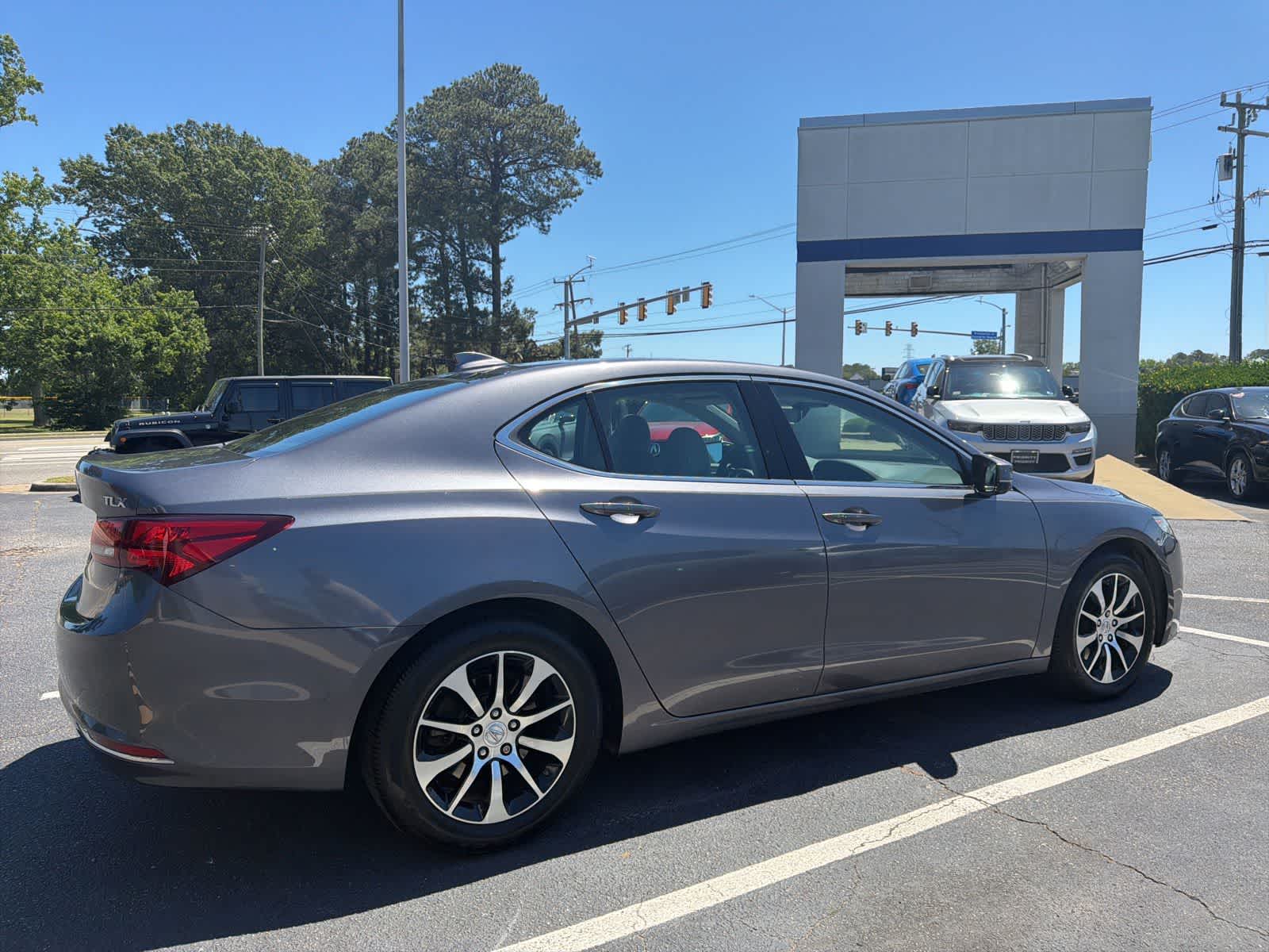 2017 Acura TLX w/Technology Pkg