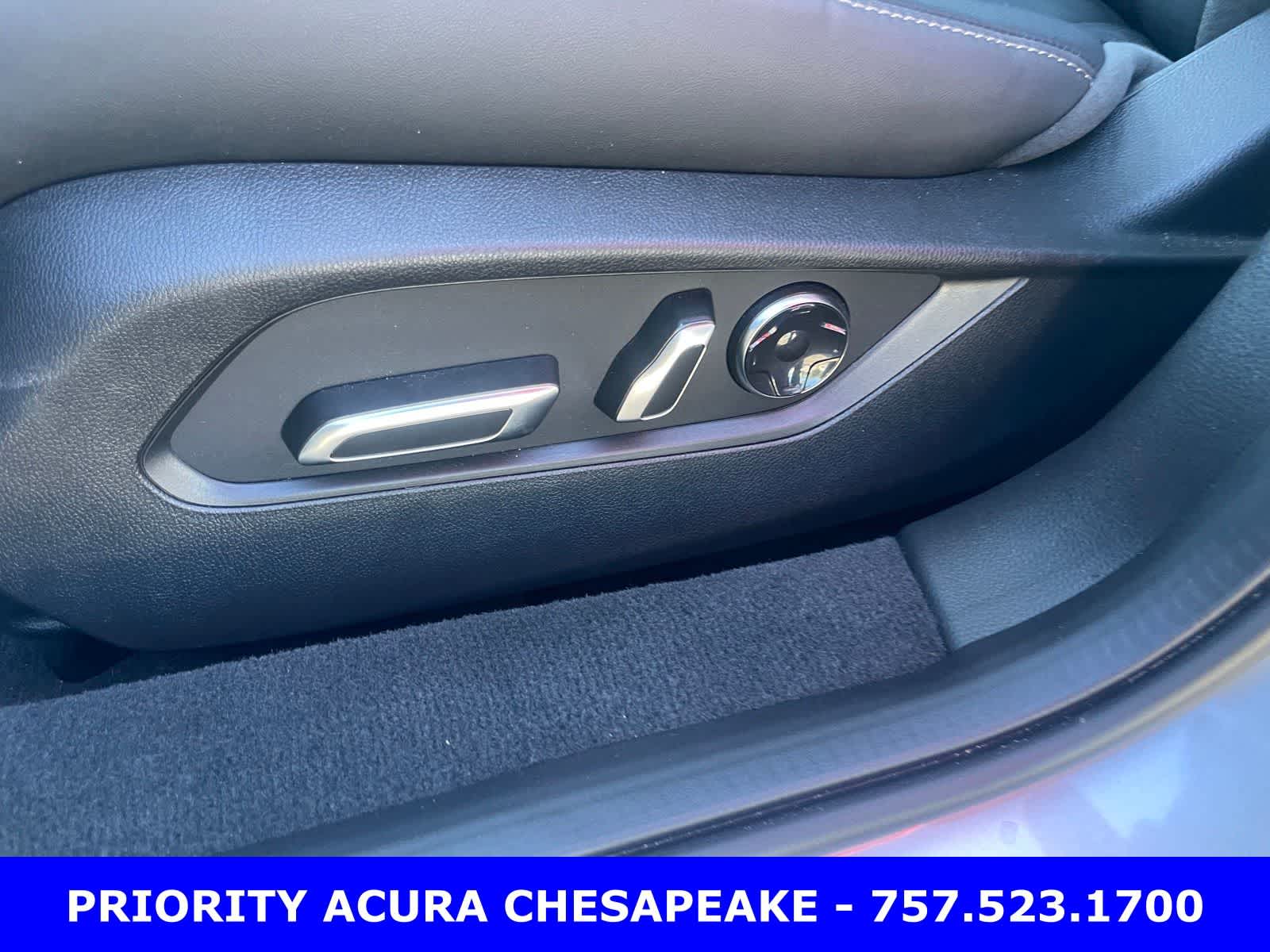 2025 Acura TLX w/Technology Package