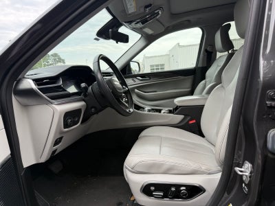 2022 Jeep Grand Cherokee Overland