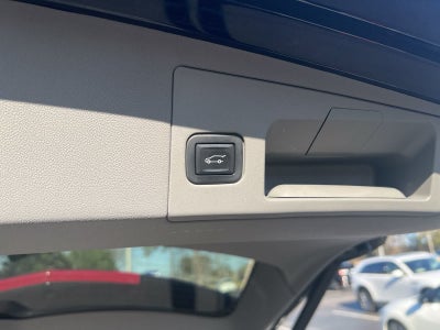 2022 Cadillac XT5 FWD Premium Luxury