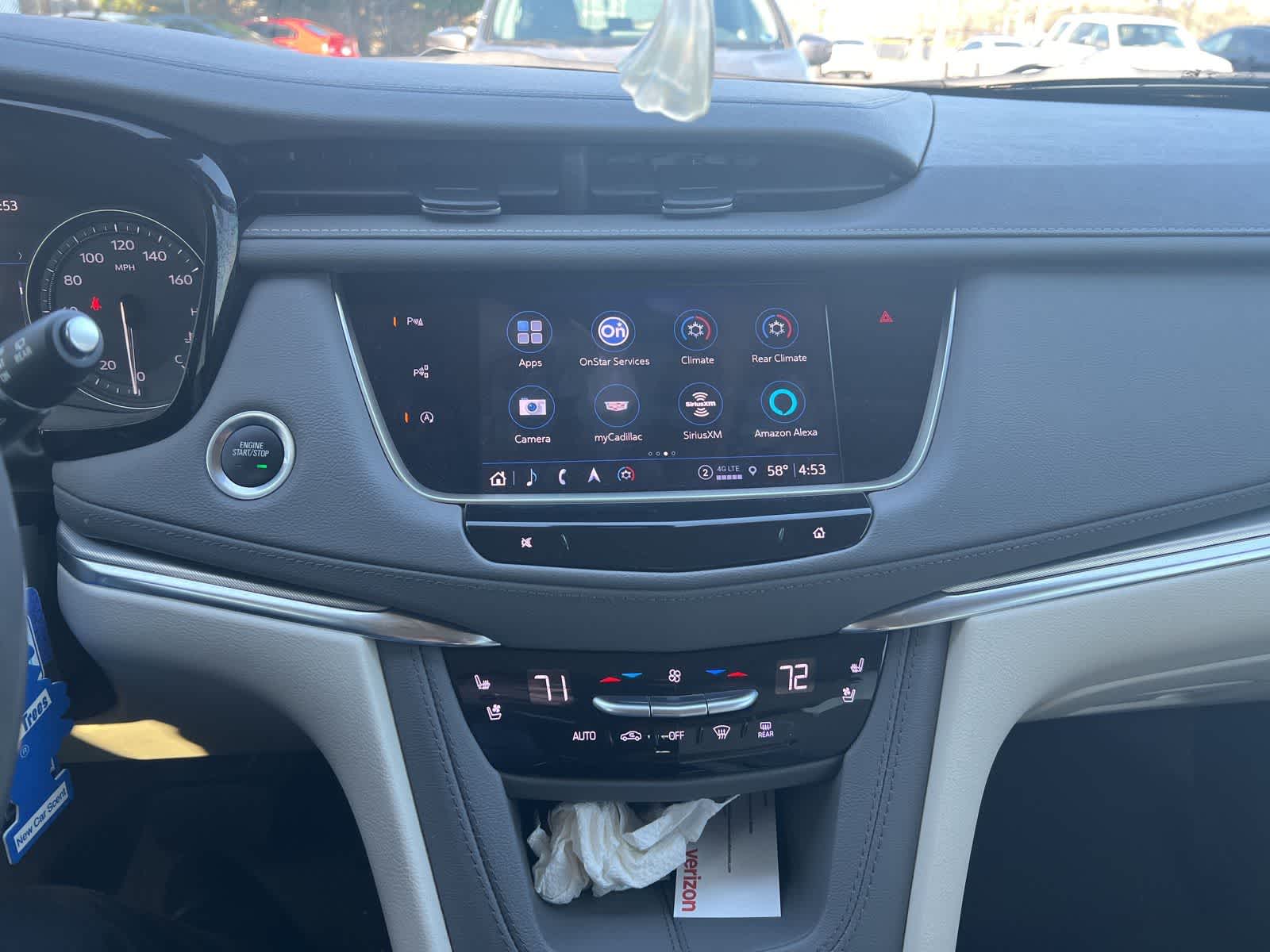 2022 Cadillac XT5 FWD Premium Luxury