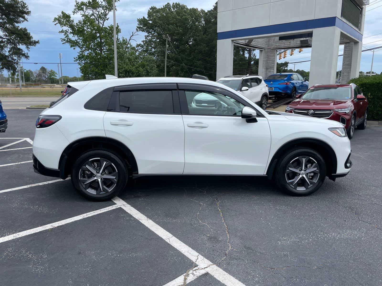 2023 Honda HR-V EX-L