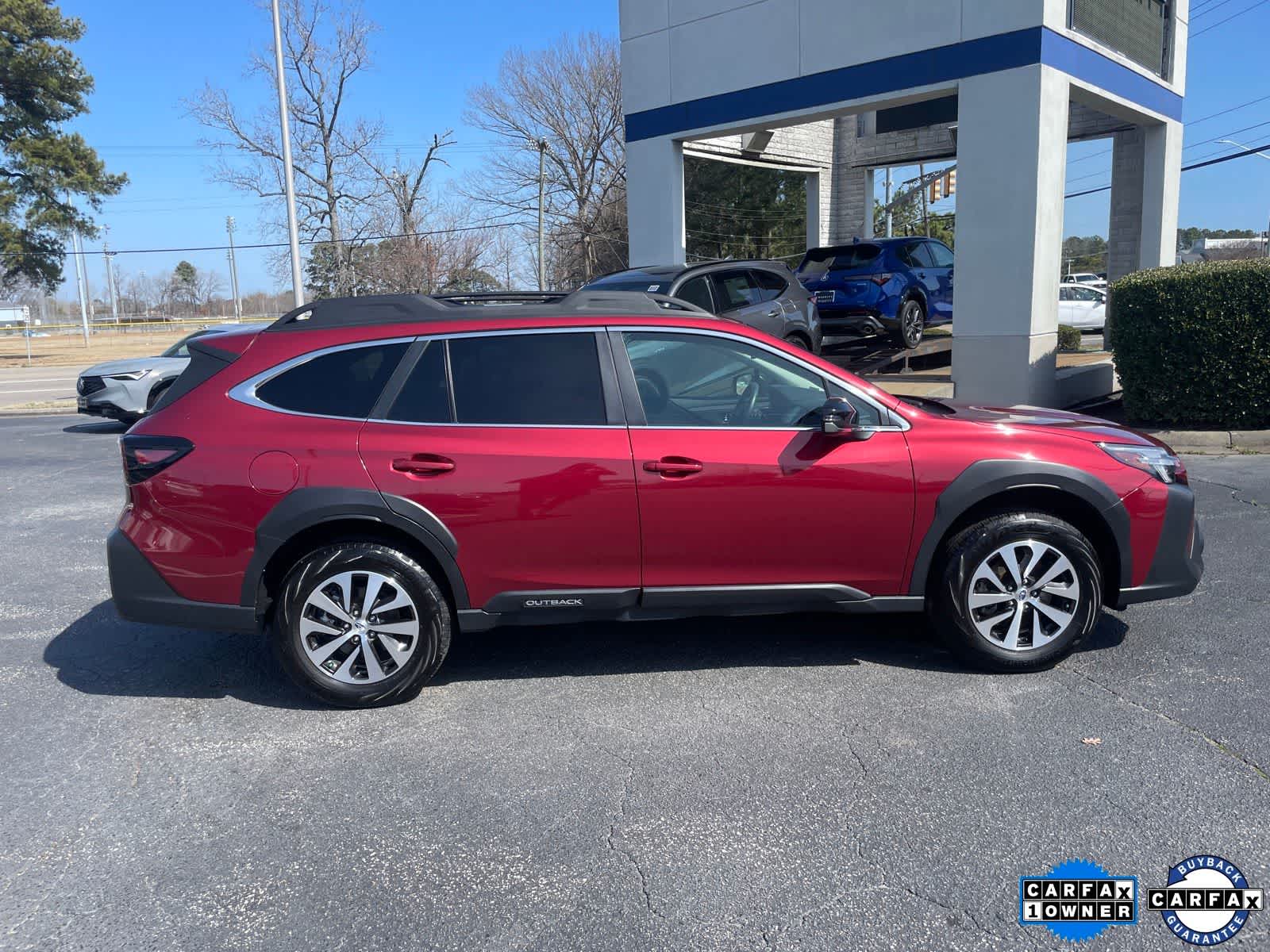 2025 Subaru Outback Premium