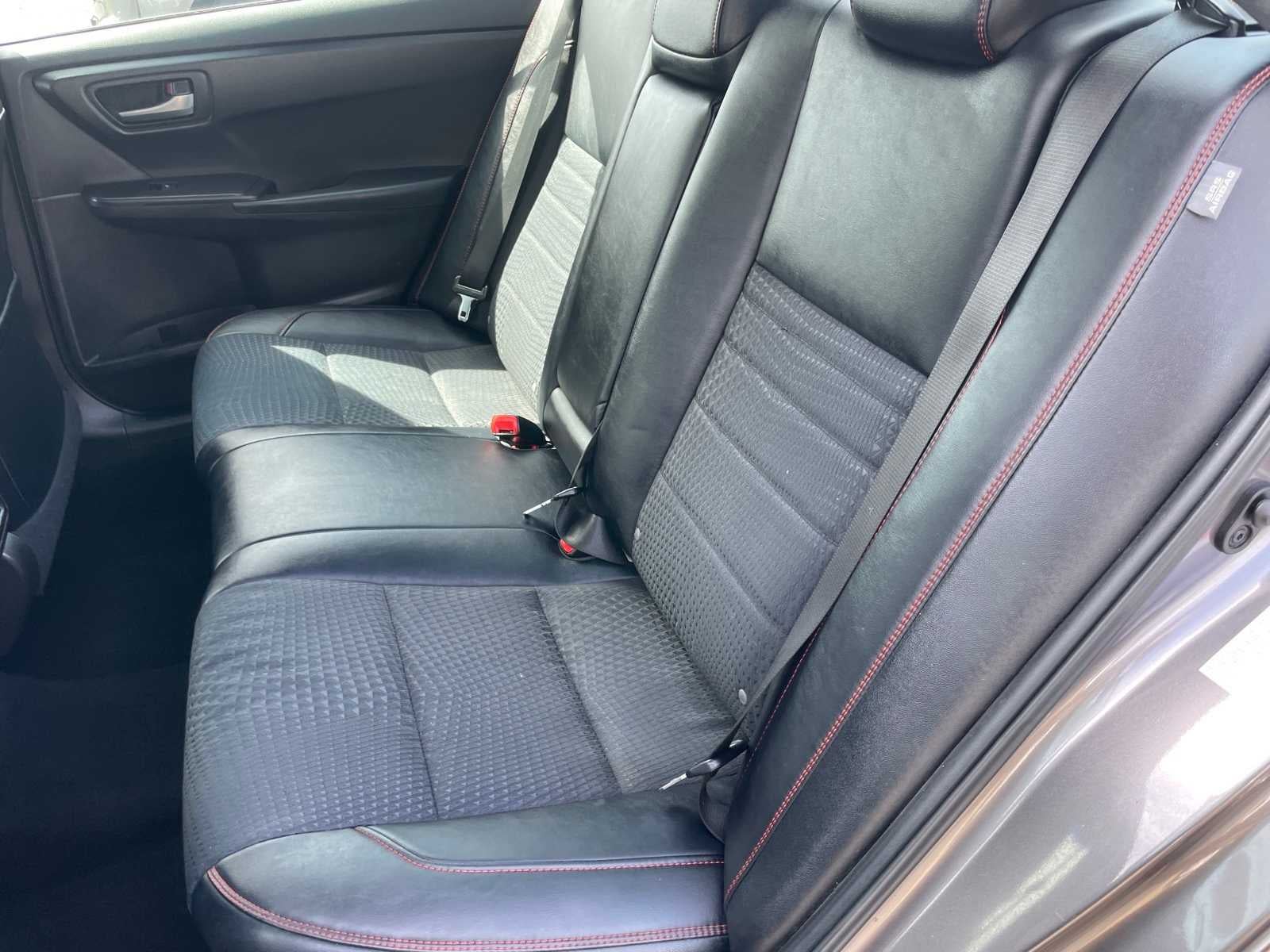 2015 Toyota Camry SE