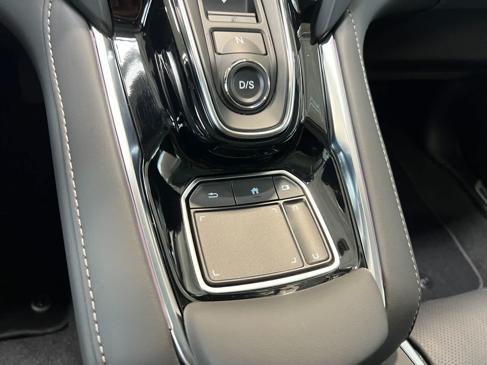 2025 Acura RDX w/Advance Package