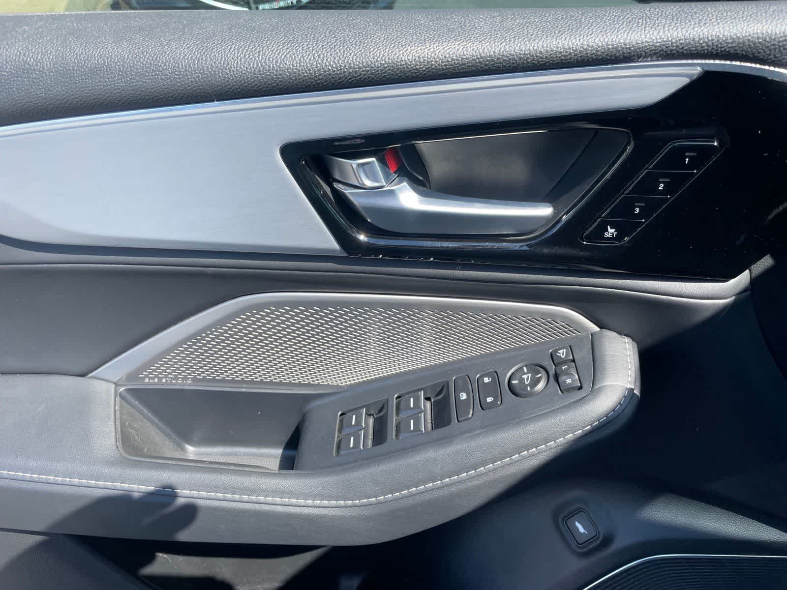 2024 Acura MDX w/Technology Package