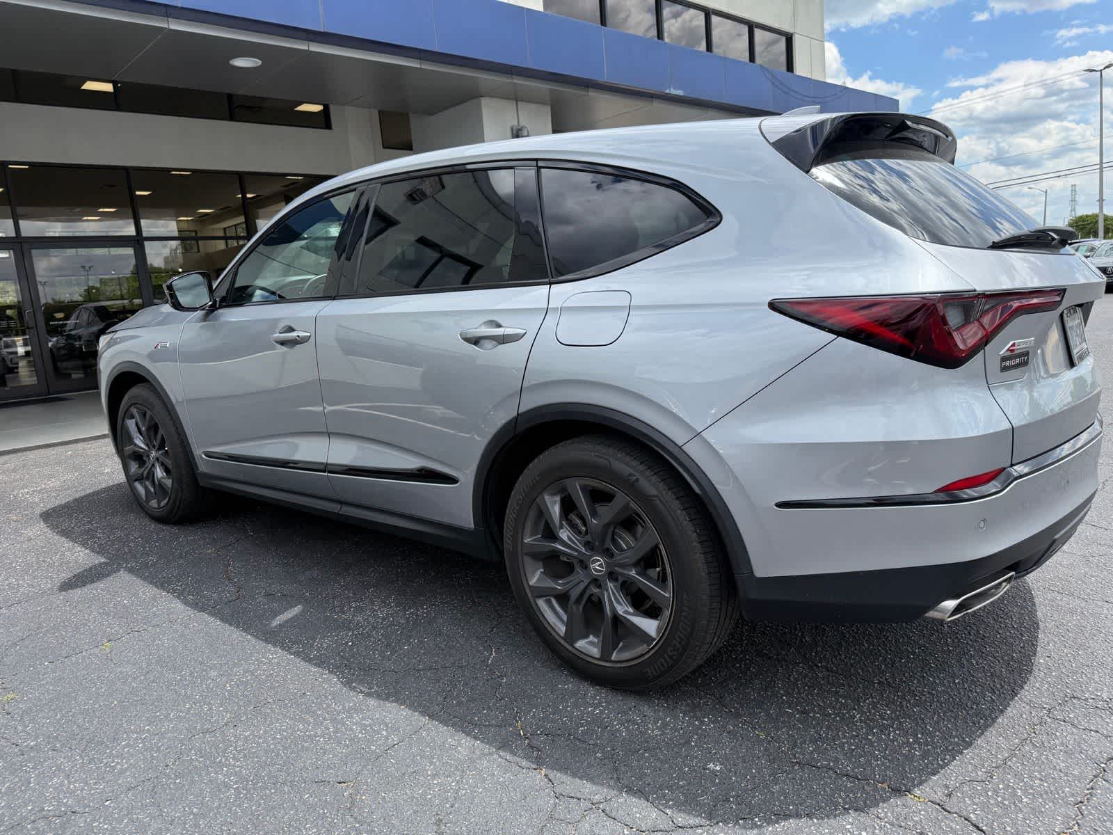 2023 Acura MDX w/A-Spec Package