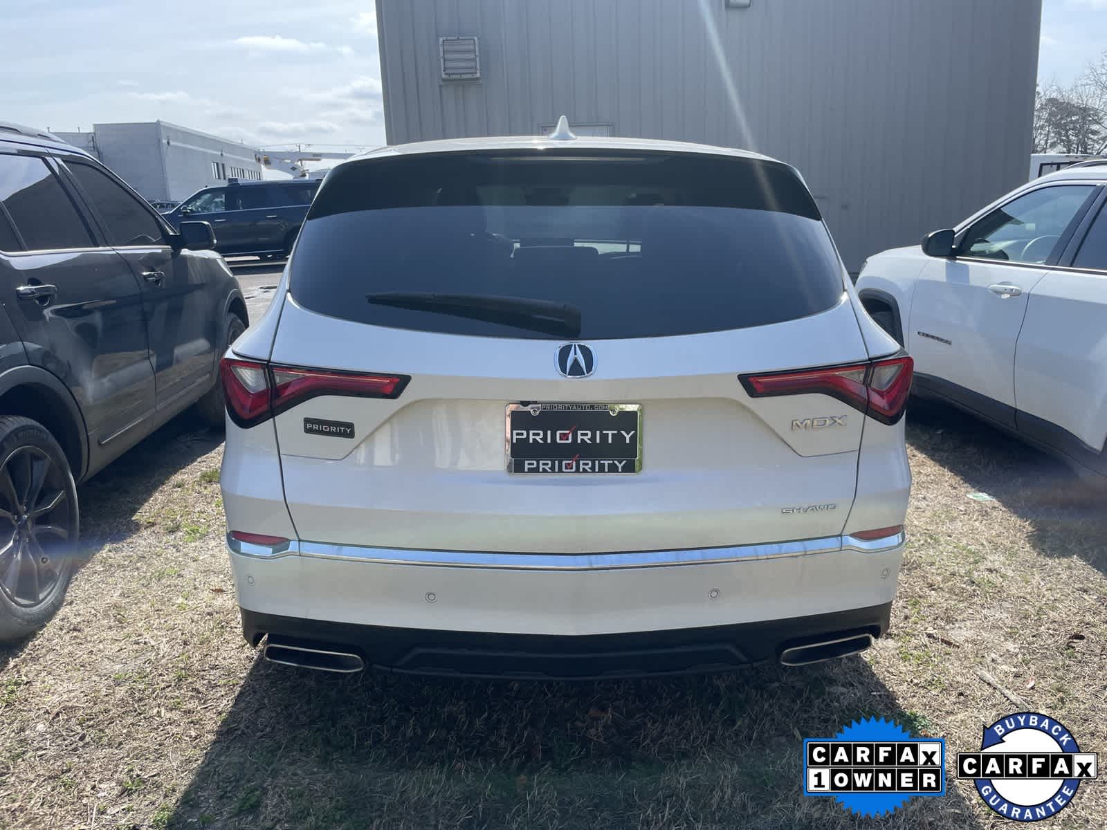 2023 Acura MDX w/Technology Package