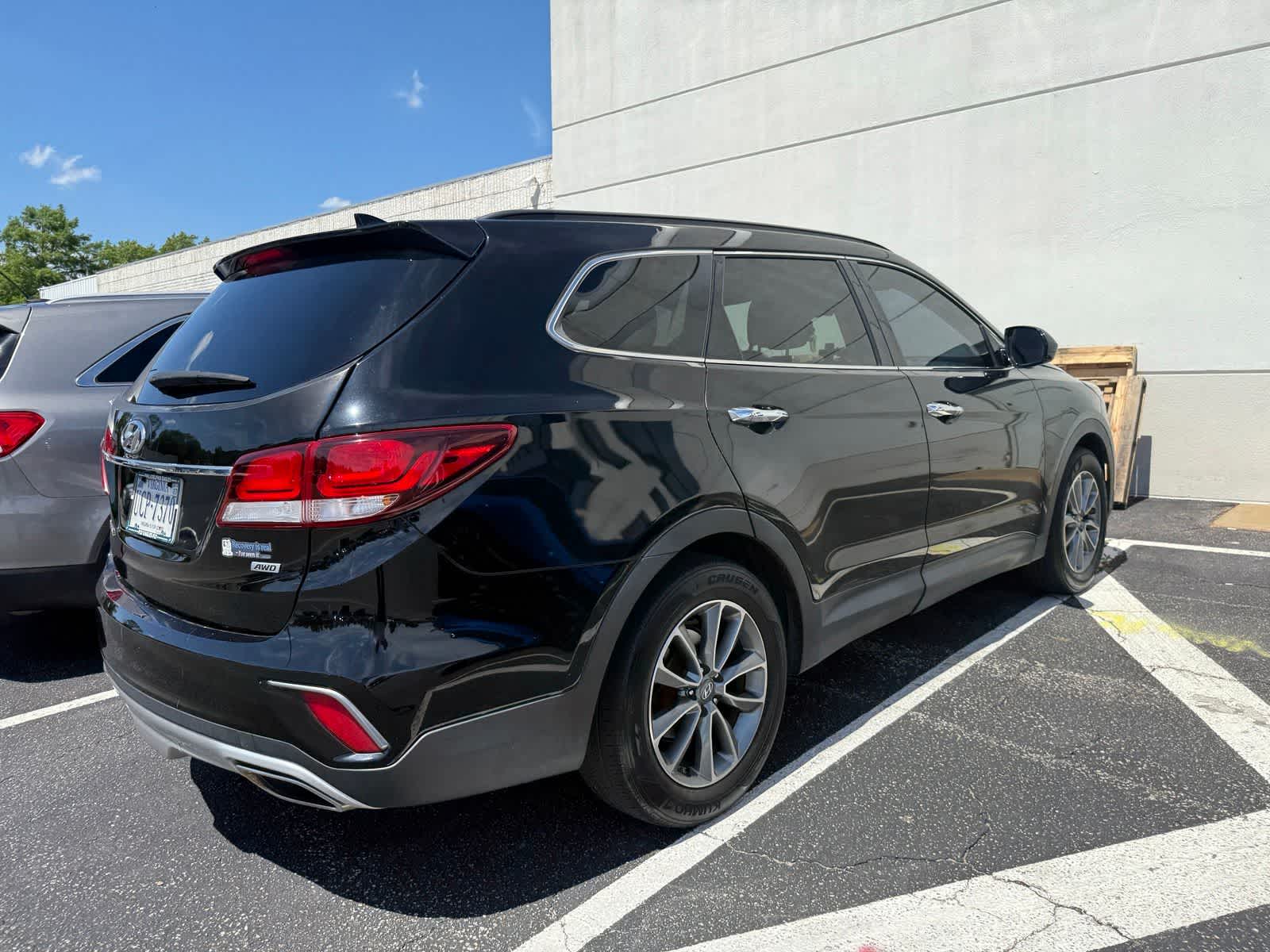 2017 Hyundai Santa Fe SE