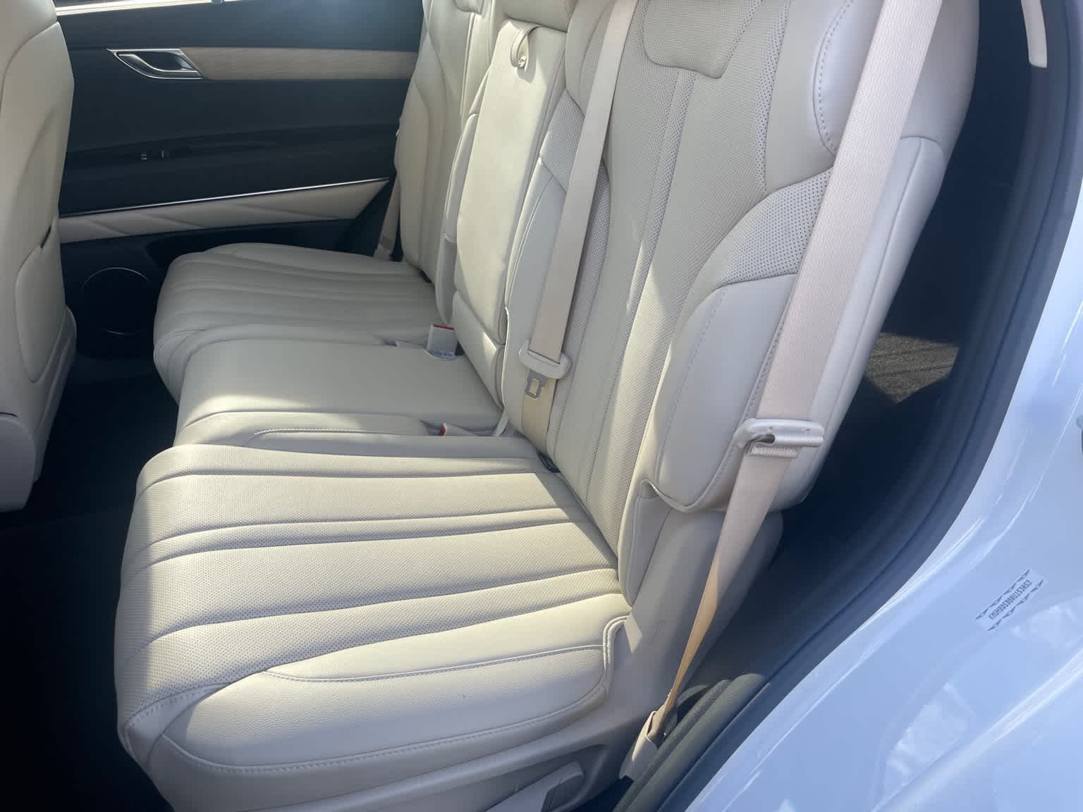 2024 Genesis GV80 Base