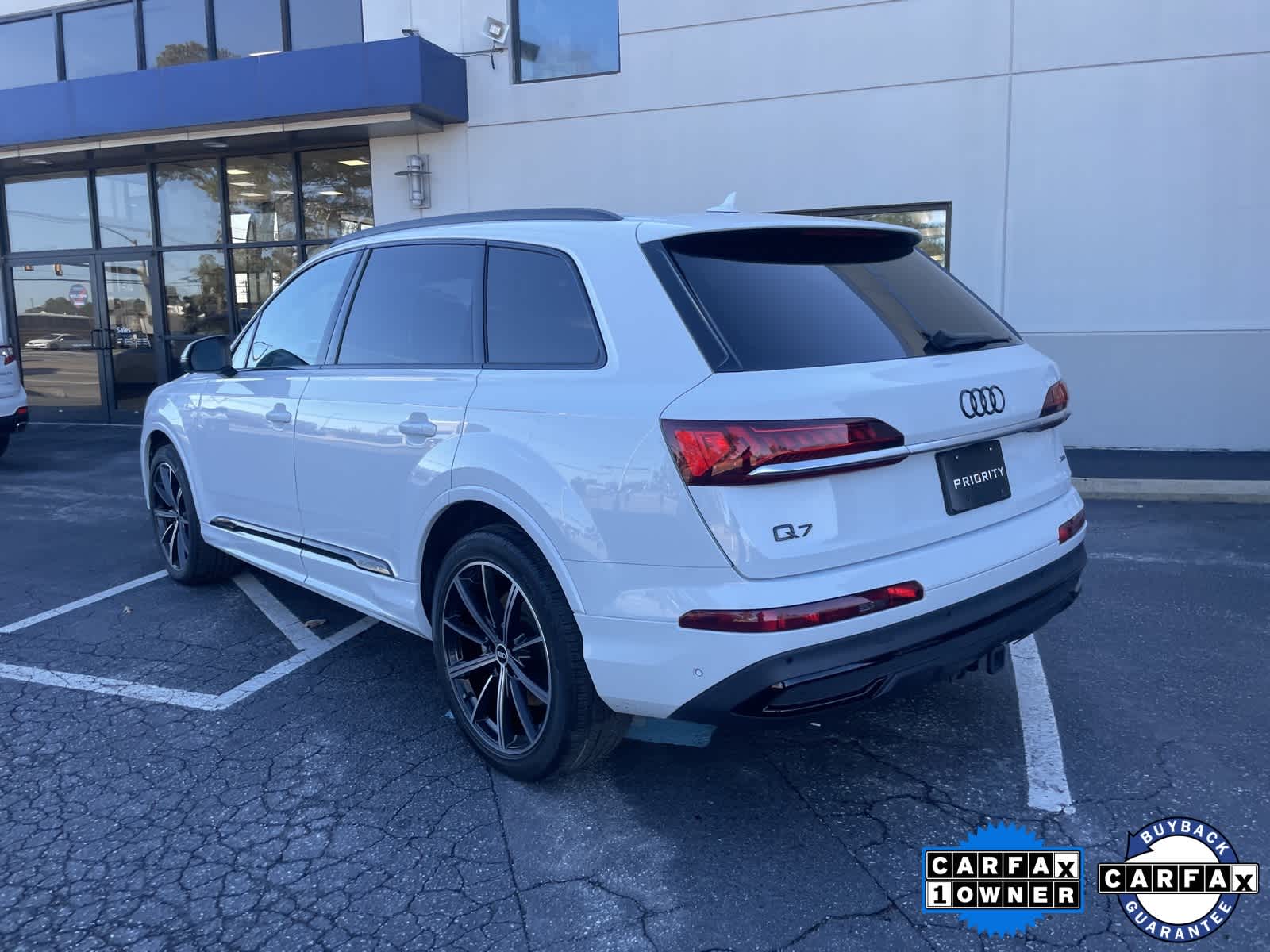 2021 Audi Q7 Premium Plus