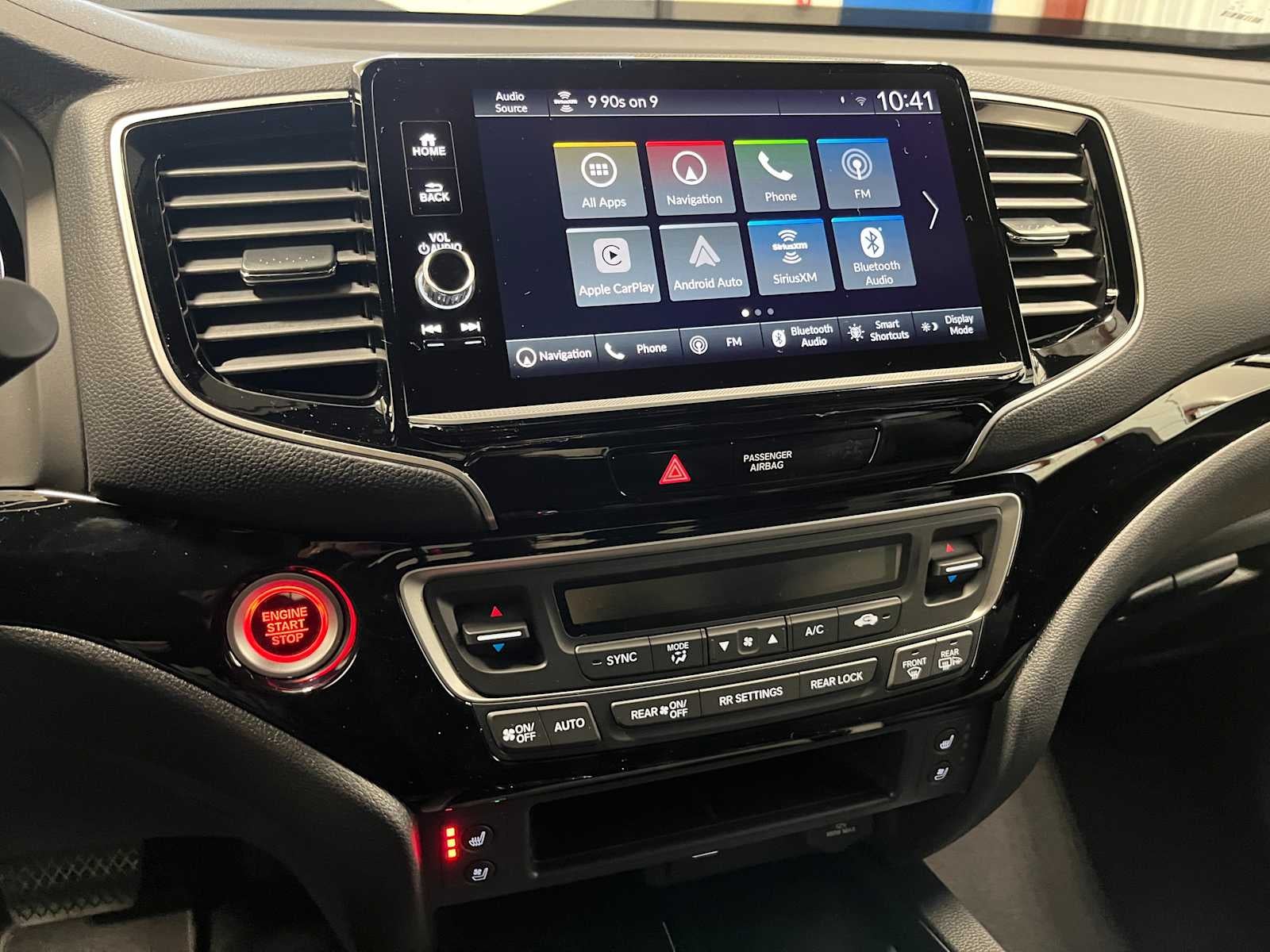 2026 Honda Ridgeline Black Edition Two-Tone