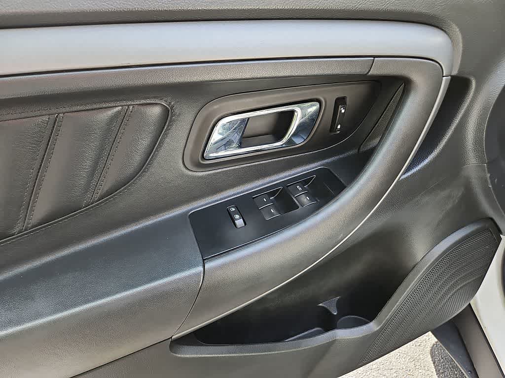 2011 Ford Taurus SEL