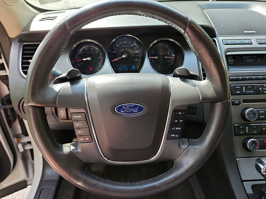 2011 Ford Taurus SEL