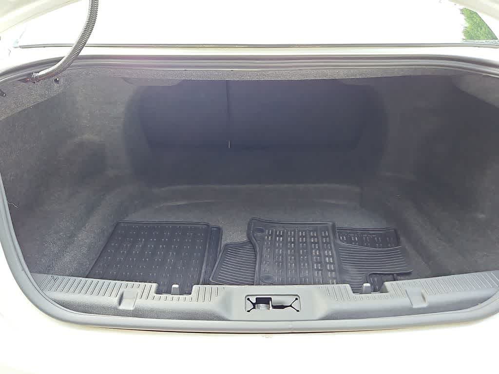 2011 Ford Taurus SEL