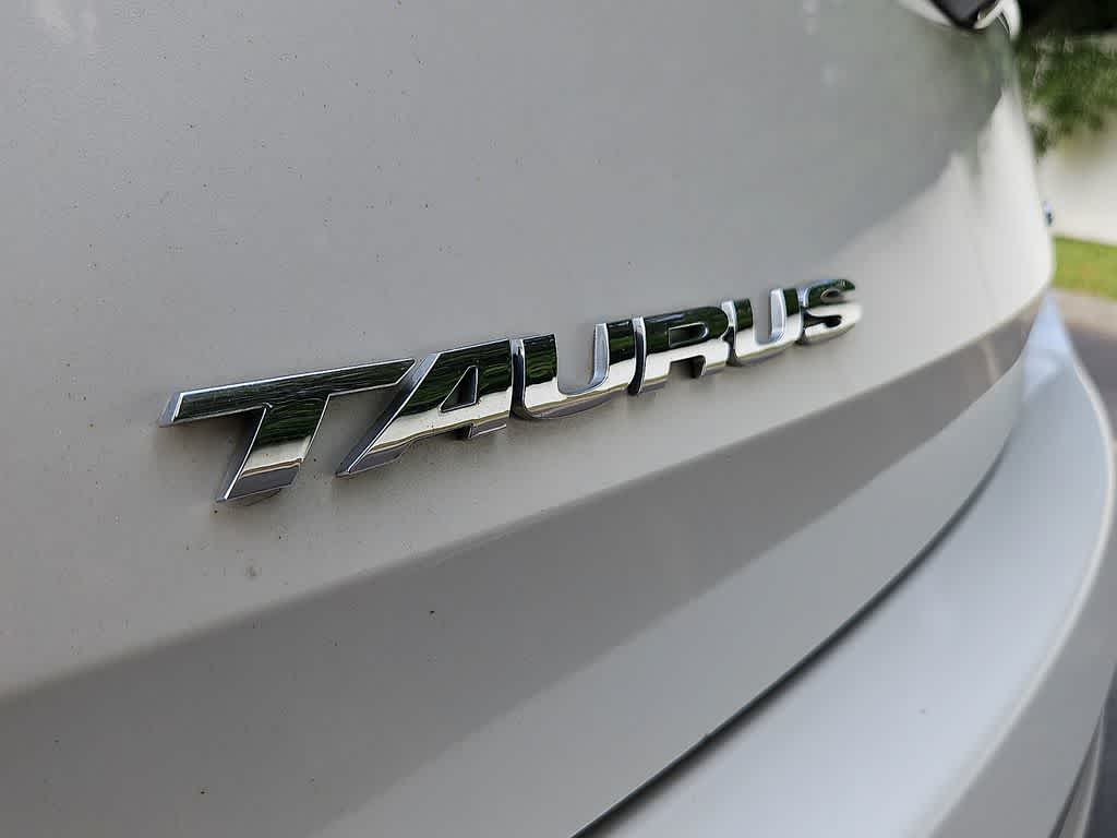 2011 Ford Taurus SEL