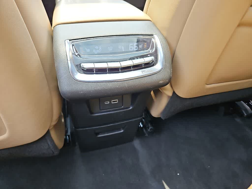 2022 Cadillac XT6 Sport