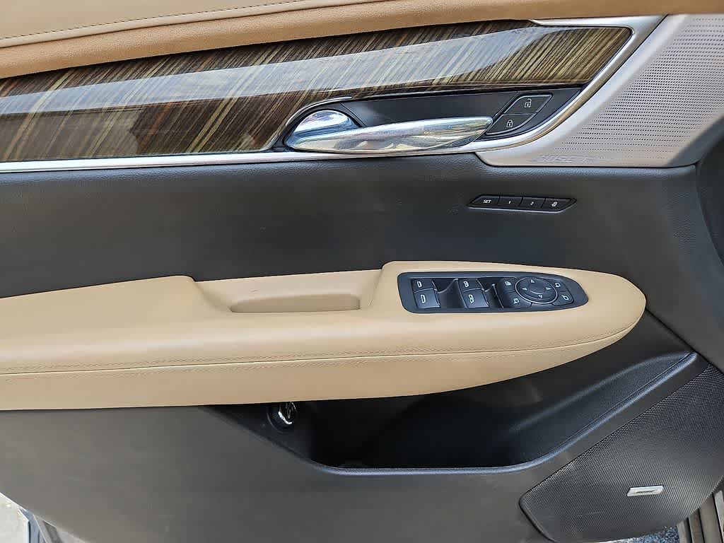2022 Cadillac XT6 Sport