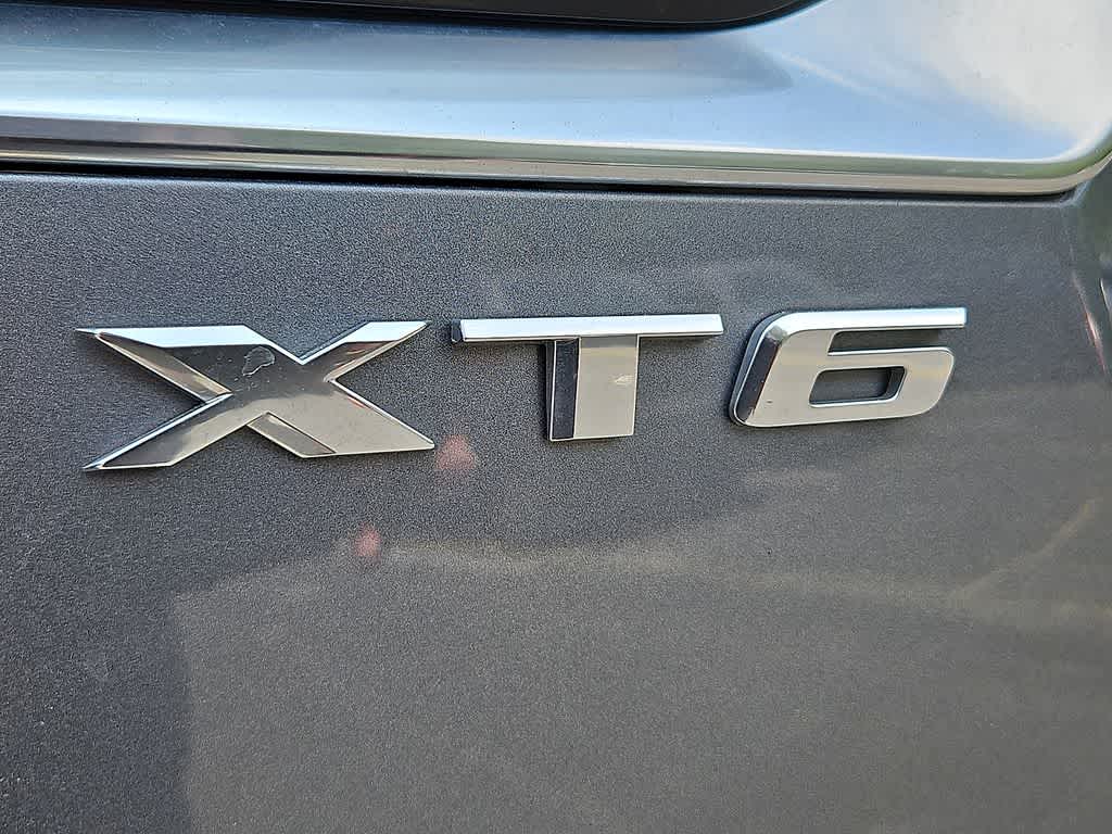 2022 Cadillac XT6 Sport