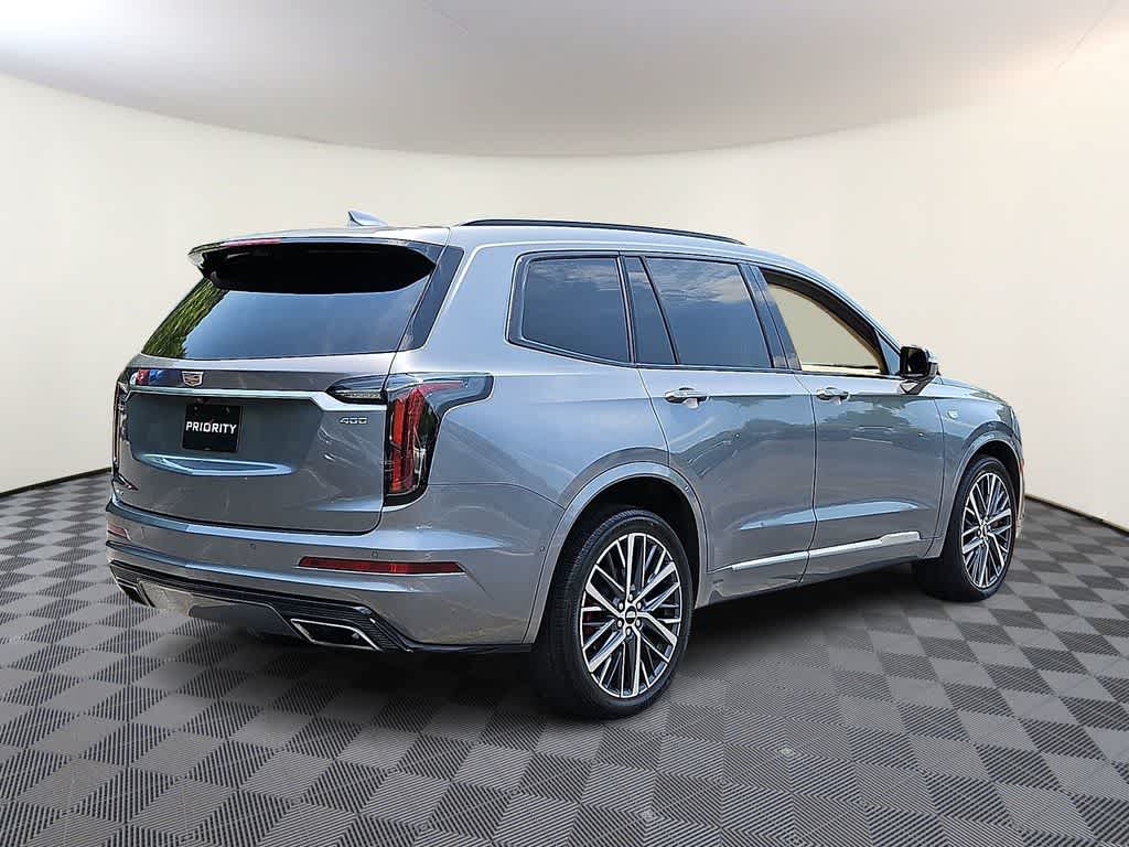 2022 Cadillac XT6 Sport