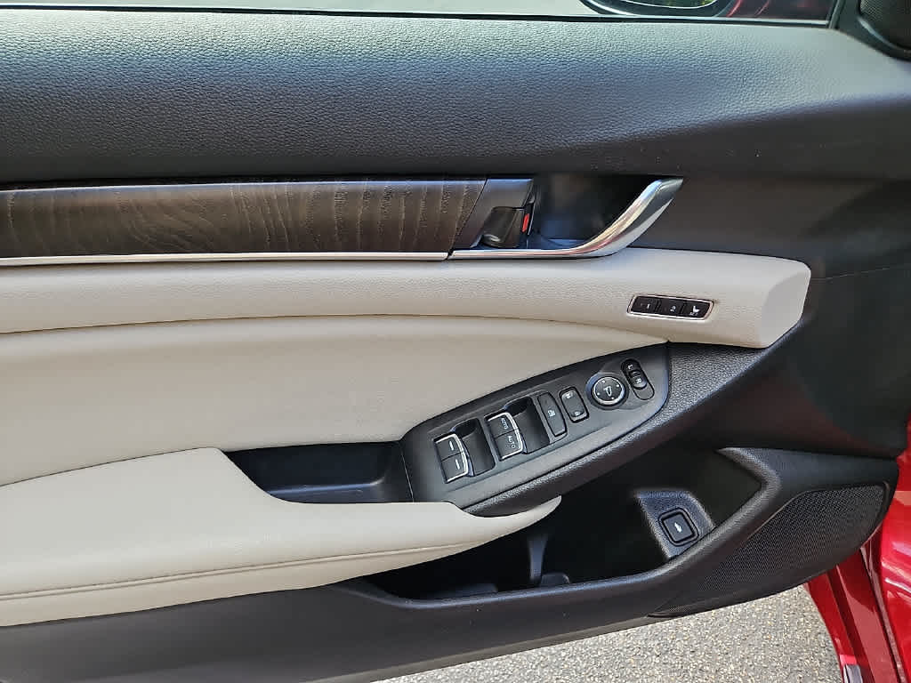 2022 Honda Accord Hybrid EX-L - Photo 12
