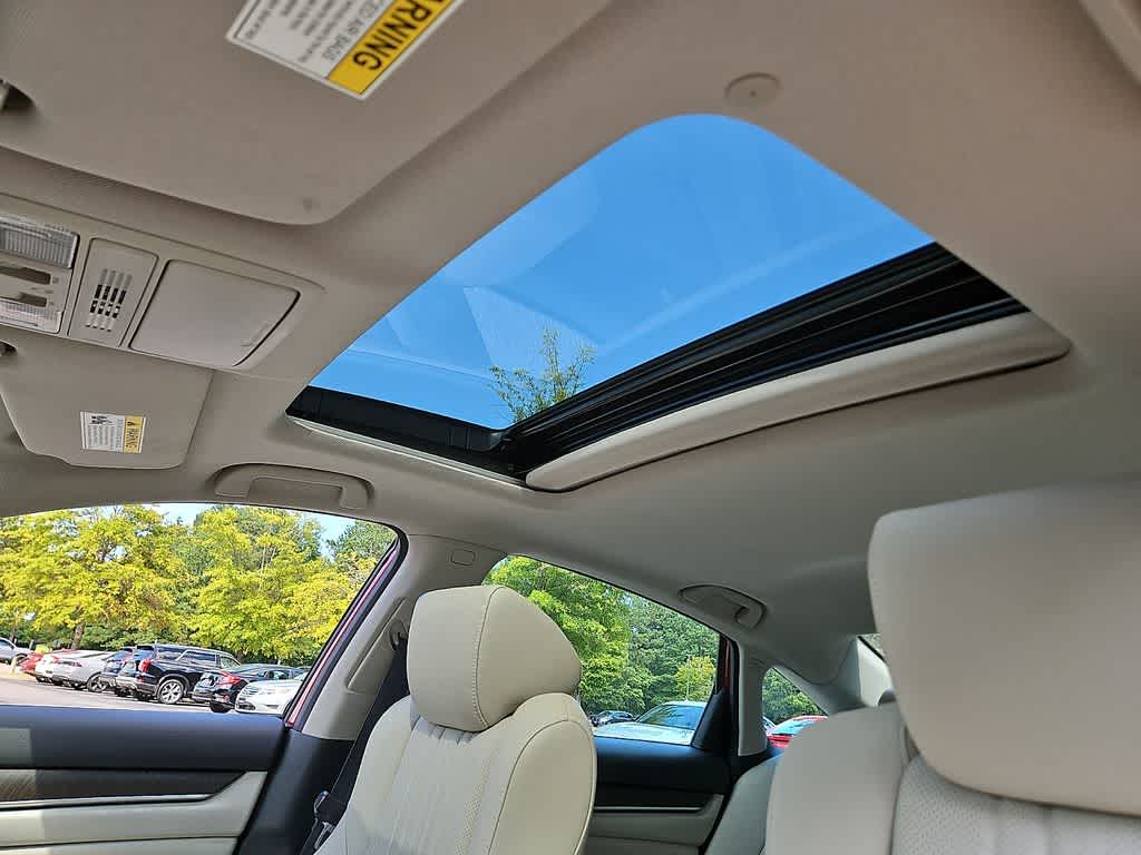 2022 Honda Accord Hybrid EX-L - Photo 14