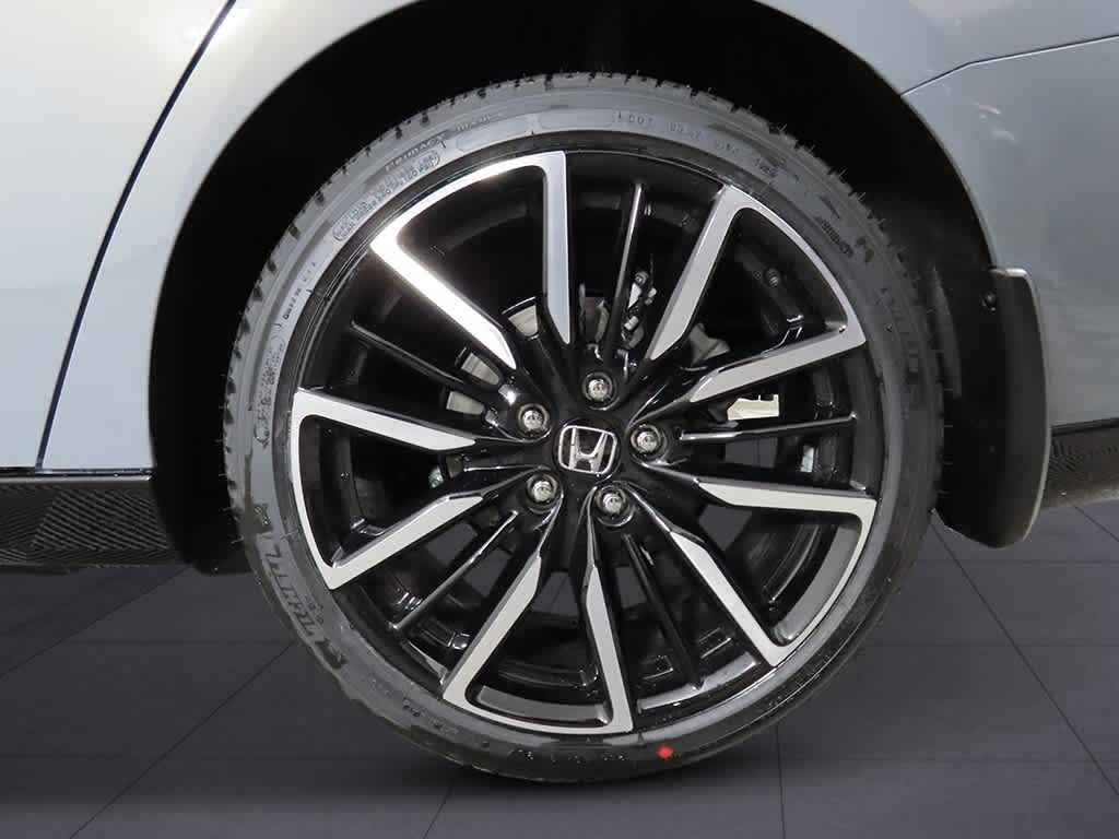 2026 Honda Accord Hybrid Touring - Photo 9
