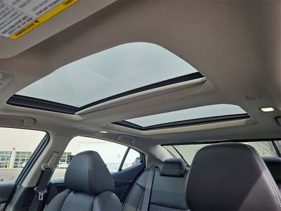 2023 Nissan Maxima Platinum