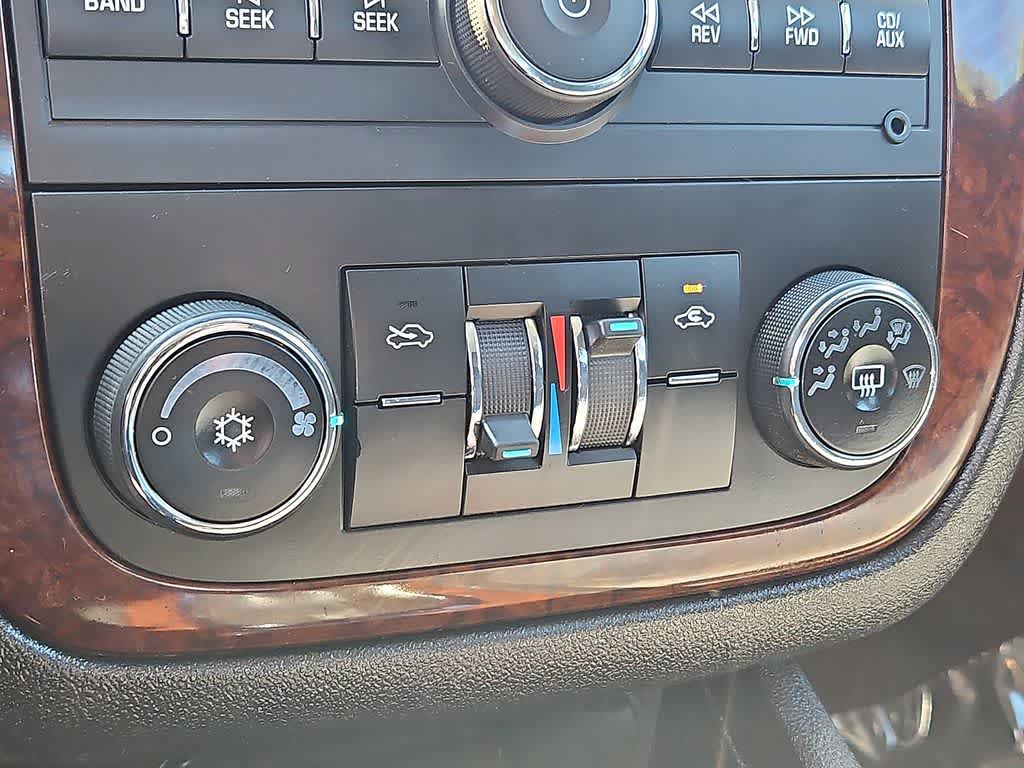 2011 Chevrolet Impala LT Retail