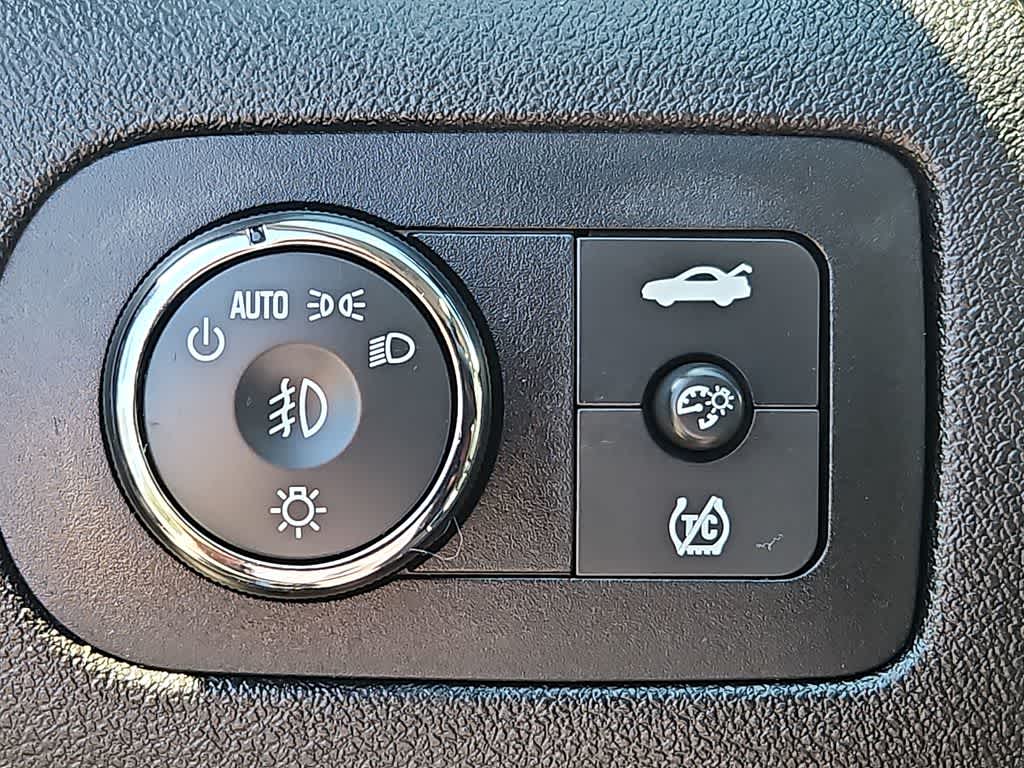 2011 Chevrolet Impala LT Retail