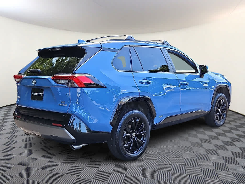 2024 Toyota RAV4 Hybrid SE