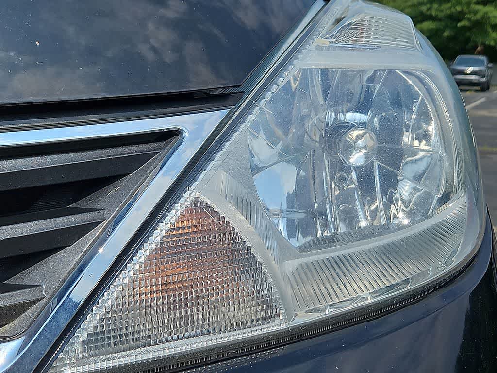 2012 Nissan Versa S