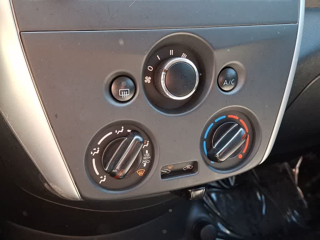 2019 Nissan Versa Sedan SV
