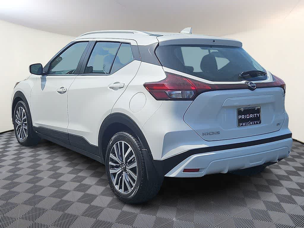 2023 Nissan Kicks SV