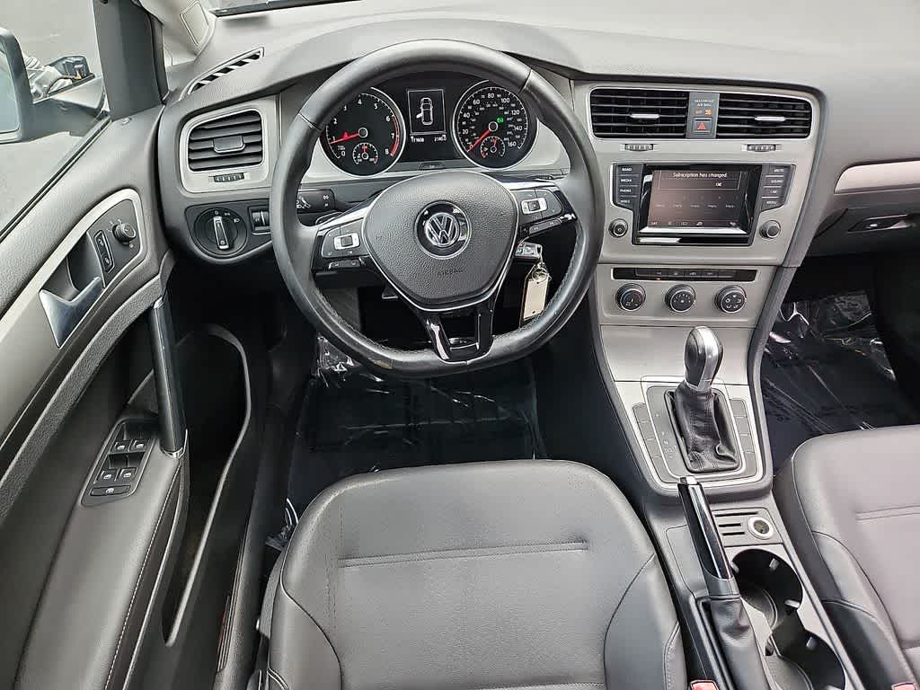 2015 Volkswagen Golf TSI SE