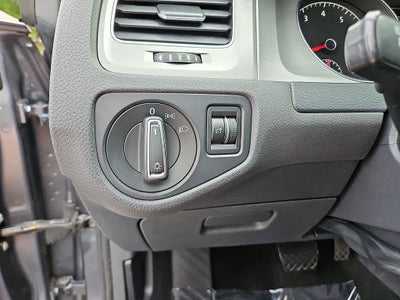 2015 Volkswagen Golf TSI SE