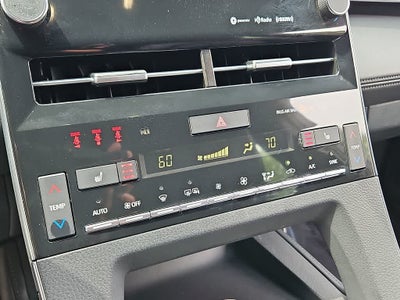 2019 Toyota Avalon Hybrid XLE