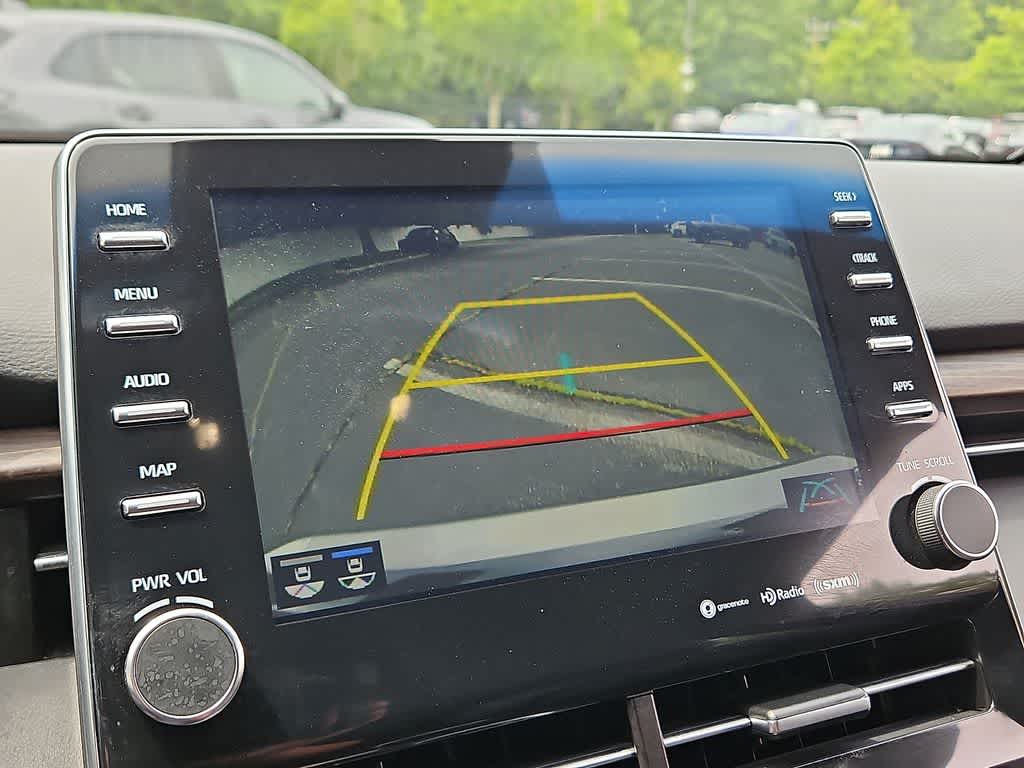 2019 Toyota Avalon Hybrid XLE