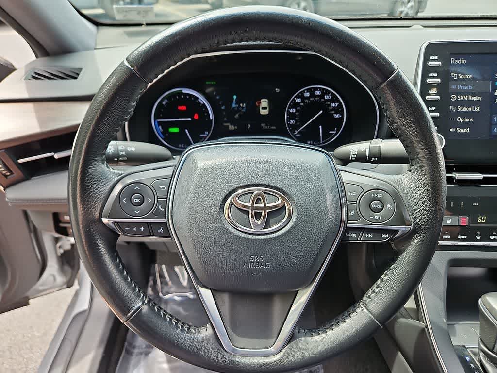 2019 Toyota Avalon Hybrid XLE