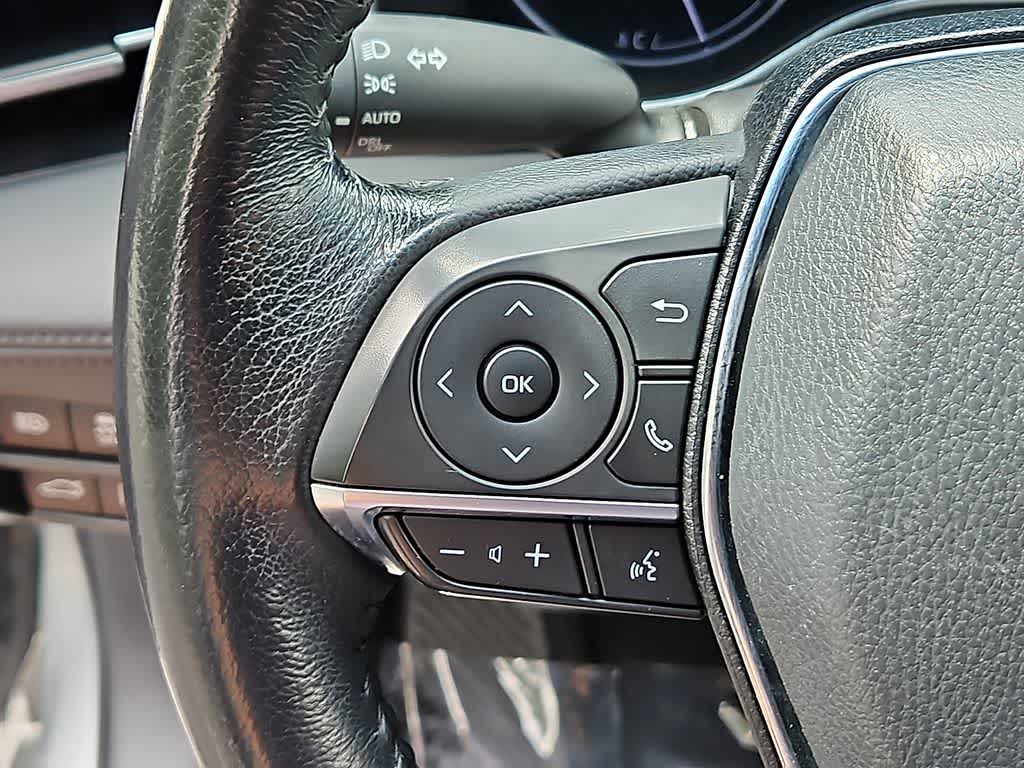 2019 Toyota Avalon Hybrid XLE