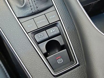 2019 Toyota Avalon Hybrid XLE