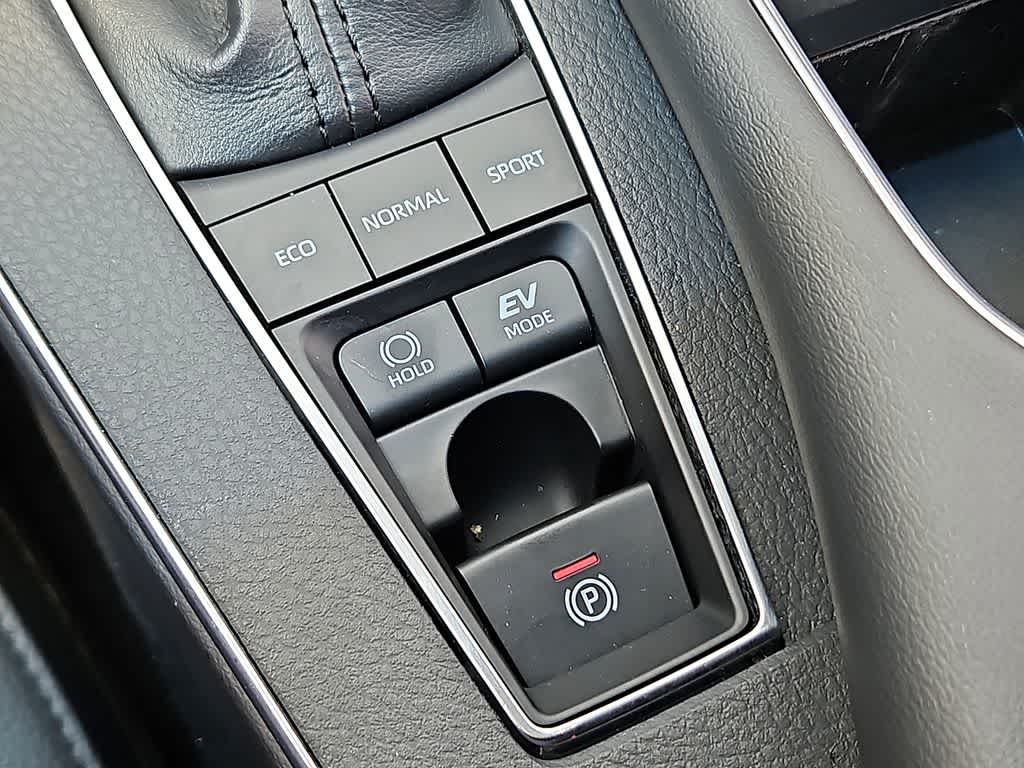 2019 Toyota Avalon Hybrid XLE