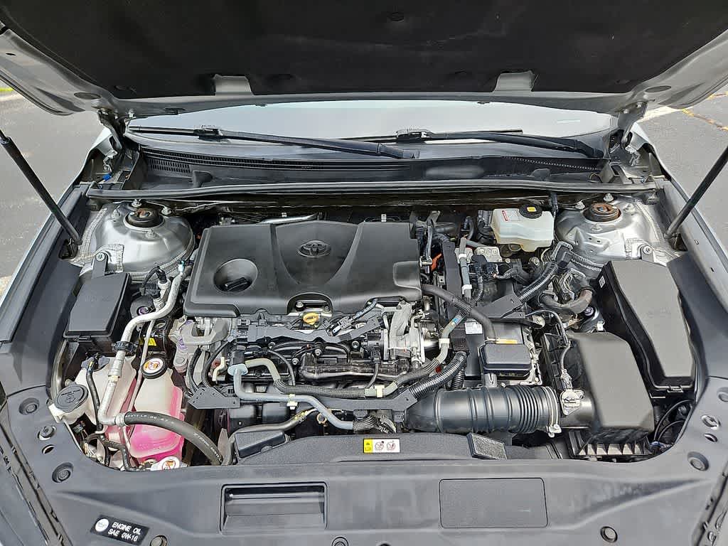 2019 Toyota Avalon Hybrid XLE