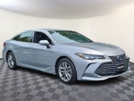 2019 Toyota Avalon Hybrid XLE